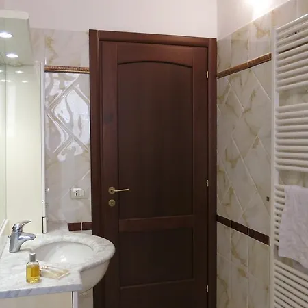 Atelier Della Castellina - Self Check In Appartement Imola